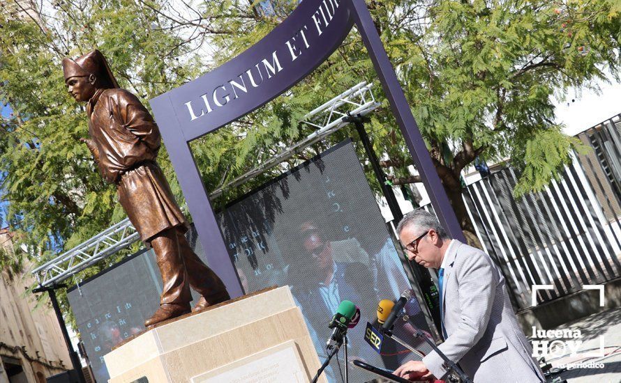 GALERÍA: Inaugurado el Monumento al Santero en el marco de un emotivo acto de exaltación a la santería y las tradiciones de Lucena