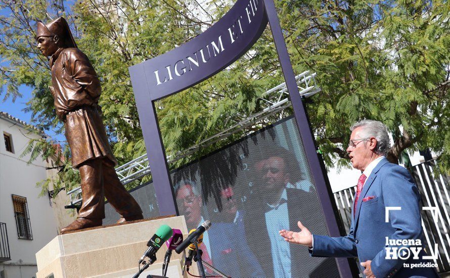 GALERÍA: Inaugurado el Monumento al Santero en el marco de un emotivo acto de exaltación a la santería y las tradiciones de Lucena