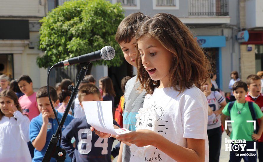 GALERÍA: Cientos de niños participaron en la Tarde de libros en la Plaza Nueva