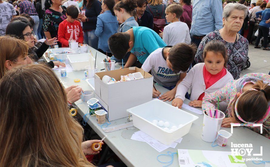 GALERÍA: Cientos de niños participaron en la Tarde de libros en la Plaza Nueva