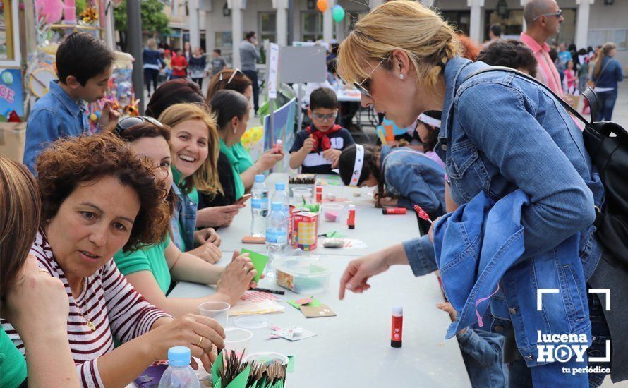 GALERÍA: Cientos de niños participaron en la Tarde de libros en la Plaza Nueva