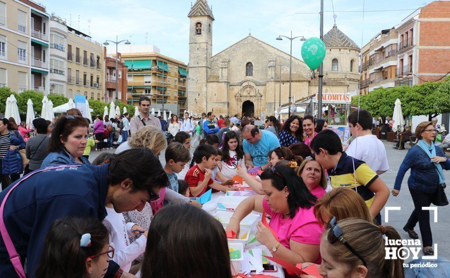 GALERÍA: Cientos de niños participaron en la Tarde de libros en la Plaza Nueva