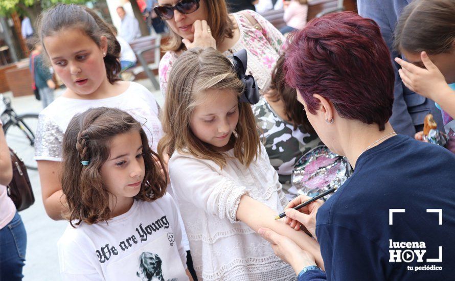 GALERÍA: Cientos de niños participaron en la Tarde de libros en la Plaza Nueva