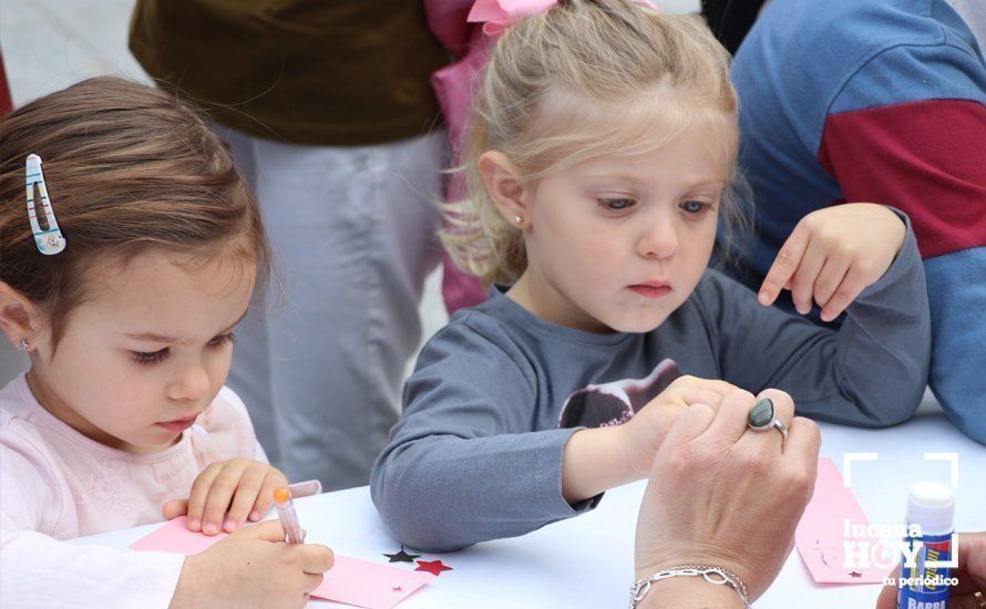 GALERÍA: Cientos de niños participaron en la Tarde de libros en la Plaza Nueva