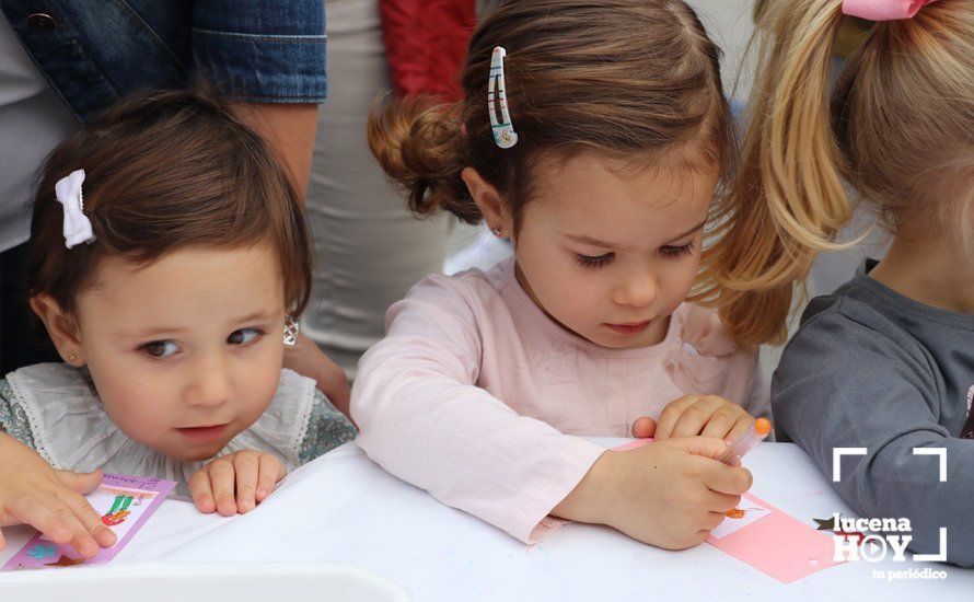 GALERÍA: Cientos de niños participaron en la Tarde de libros en la Plaza Nueva