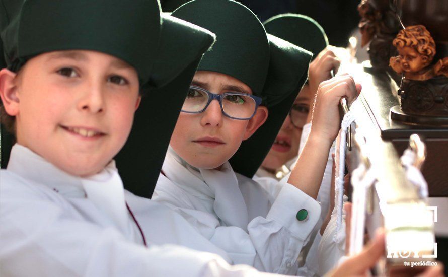 Galería: Los niños representan su Semana Santa por las calles de Lucena: Más de cien pasos participan en el desfile de procesiones infantiles