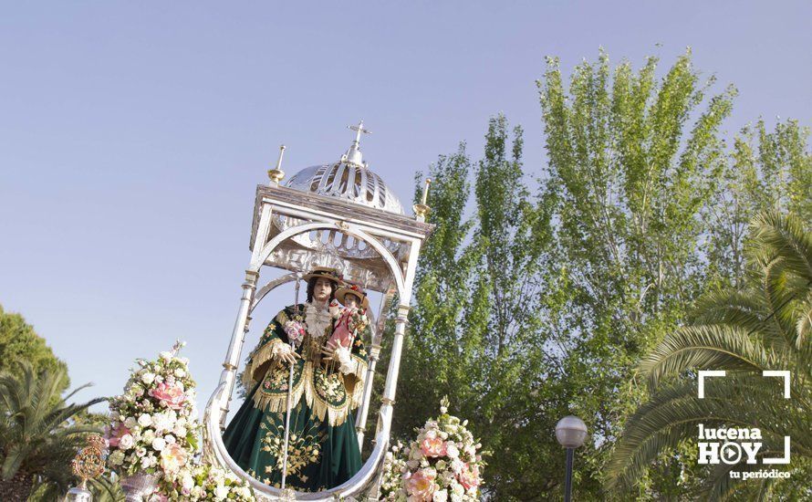 Galería 1: Las fotos de la Romería de Bajada por las calles de Lucena