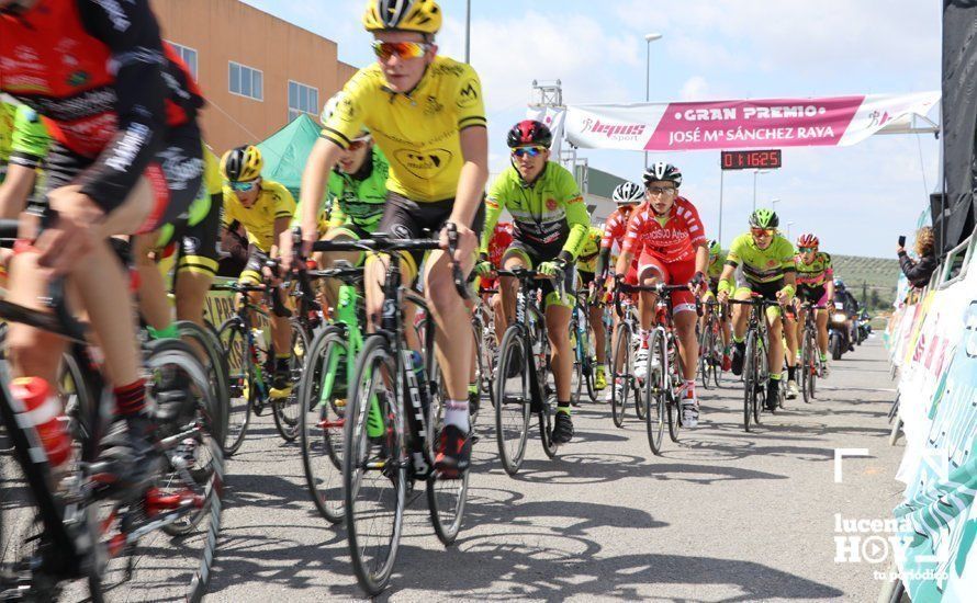 GALERÍA: El polígono de Pilar de la Dehesa acogió el III Trofeo José Mª Sánchez Raya de ciclismo base, con mas de 130 corredores andaluces GALERÍA: El polígono de Pilar de la Dehesa acogió el III Trofeo José Mª Sánchez Raya de ciclismo base, con mas de 130 corredores andaluces