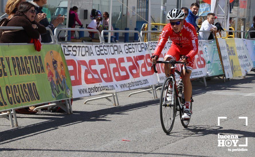 GALERÍA: El polígono de Pilar de la Dehesa acogió el III Trofeo José Mª Sánchez Raya de ciclismo base, con mas de 130 corredores andaluces