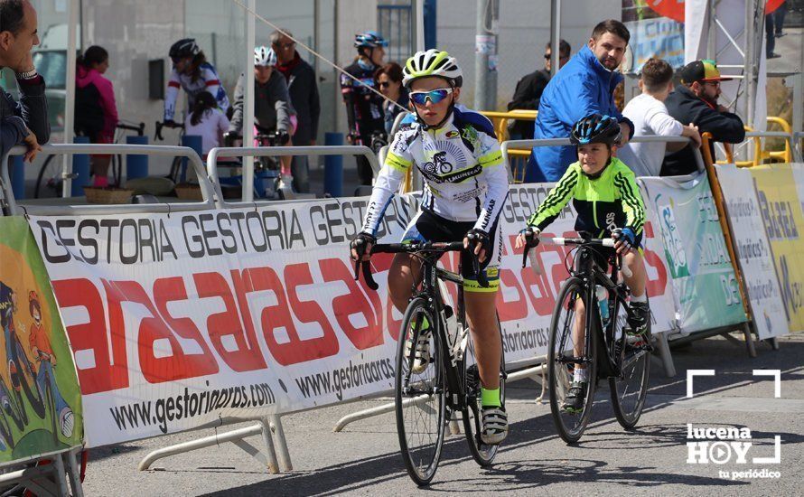 GALERÍA: El polígono de Pilar de la Dehesa acogió el III Trofeo José Mª Sánchez Raya de ciclismo base, con mas de 130 corredores andaluces