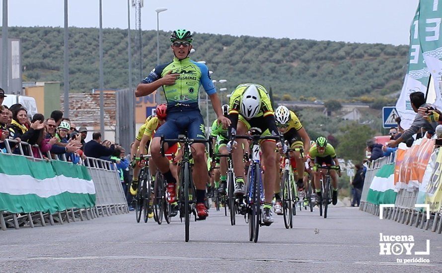 GALERÍA: El polígono de Pilar de la Dehesa acogió el III Trofeo José Mª Sánchez Raya de ciclismo base, con mas de 130 corredores andaluces