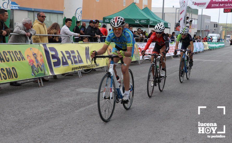 GALERÍA: El polígono de Pilar de la Dehesa acogió el III Trofeo José Mª Sánchez Raya de ciclismo base, con mas de 130 corredores andaluces