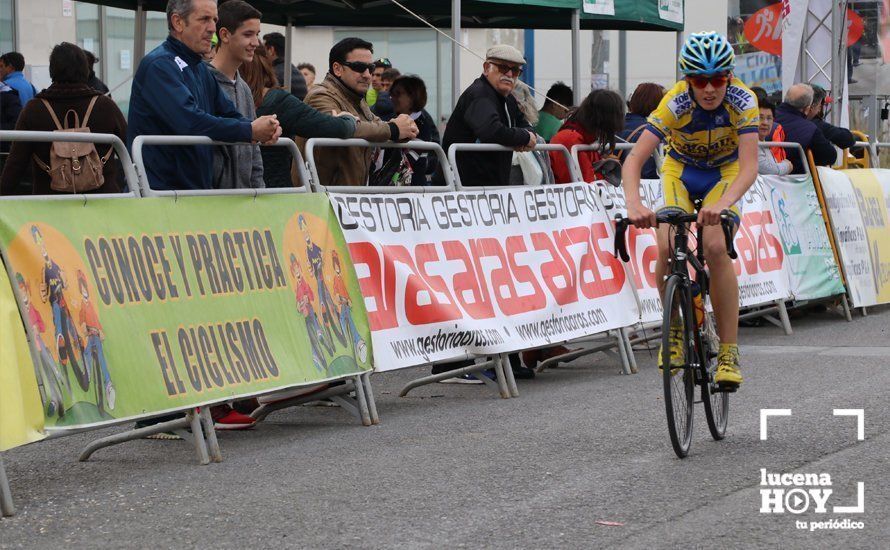 GALERÍA: El polígono de Pilar de la Dehesa acogió el III Trofeo José Mª Sánchez Raya de ciclismo base, con mas de 130 corredores andaluces