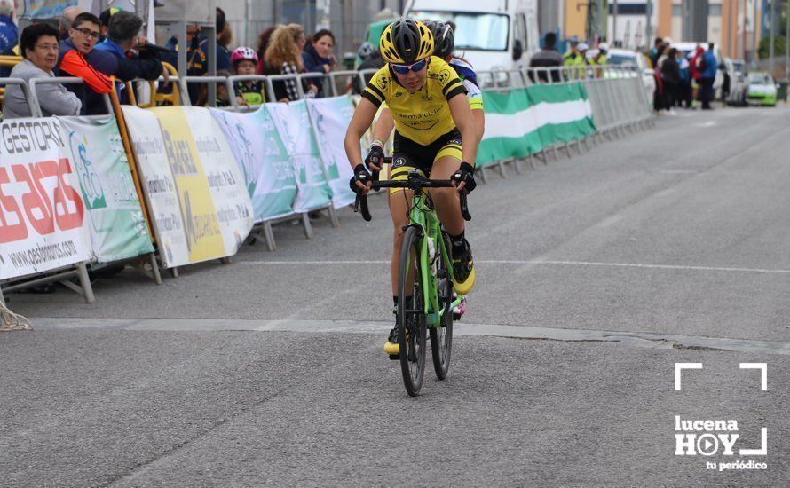 GALERÍA: El polígono de Pilar de la Dehesa acogió el III Trofeo José Mª Sánchez Raya de ciclismo base, con mas de 130 corredores andaluces