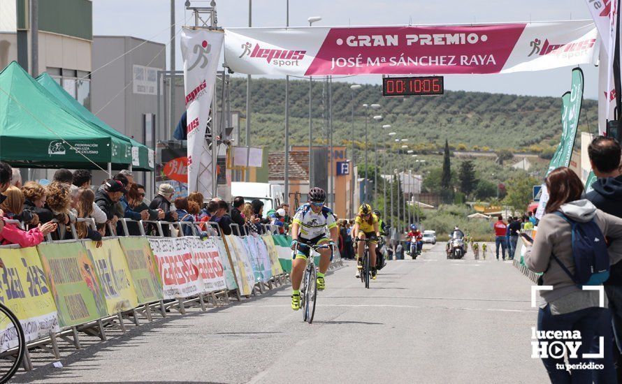 GALERÍA: El polígono de Pilar de la Dehesa acogió el III Trofeo José Mª Sánchez Raya de ciclismo base, con mas de 130 corredores andaluces