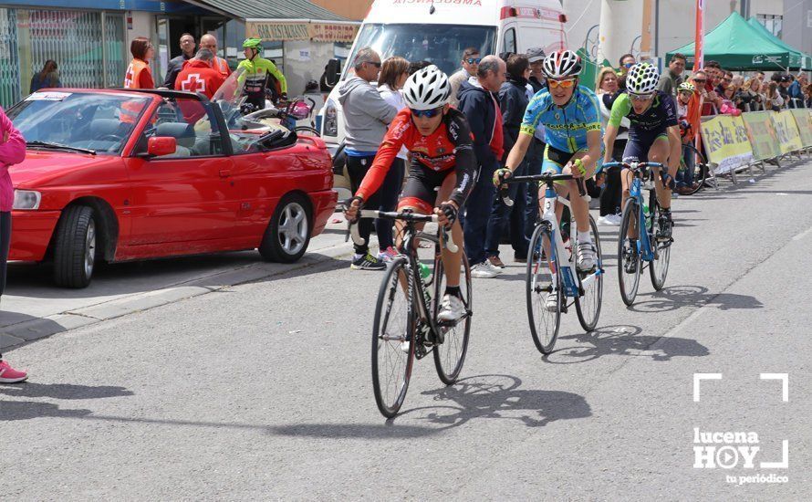 GALERÍA: El polígono de Pilar de la Dehesa acogió el III Trofeo José Mª Sánchez Raya de ciclismo base, con mas de 130 corredores andaluces