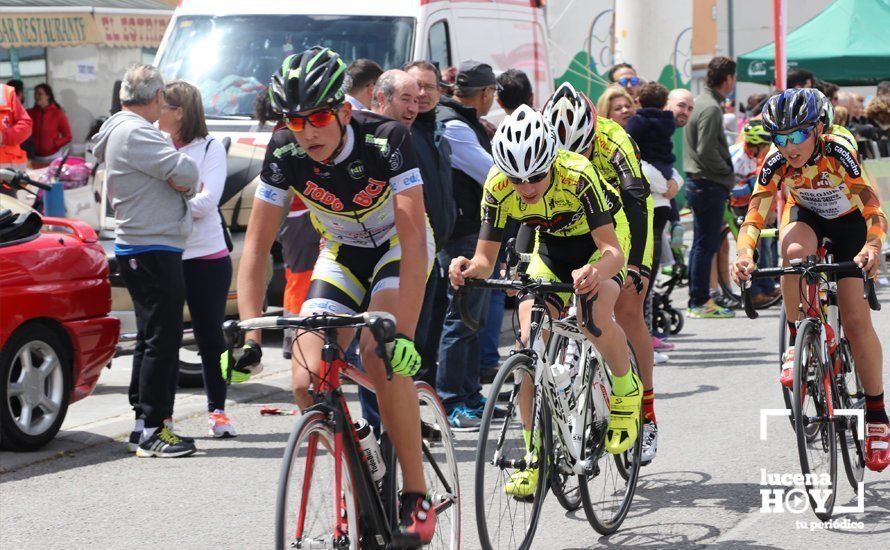 GALERÍA: El polígono de Pilar de la Dehesa acogió el III Trofeo José Mª Sánchez Raya de ciclismo base, con mas de 130 corredores andaluces