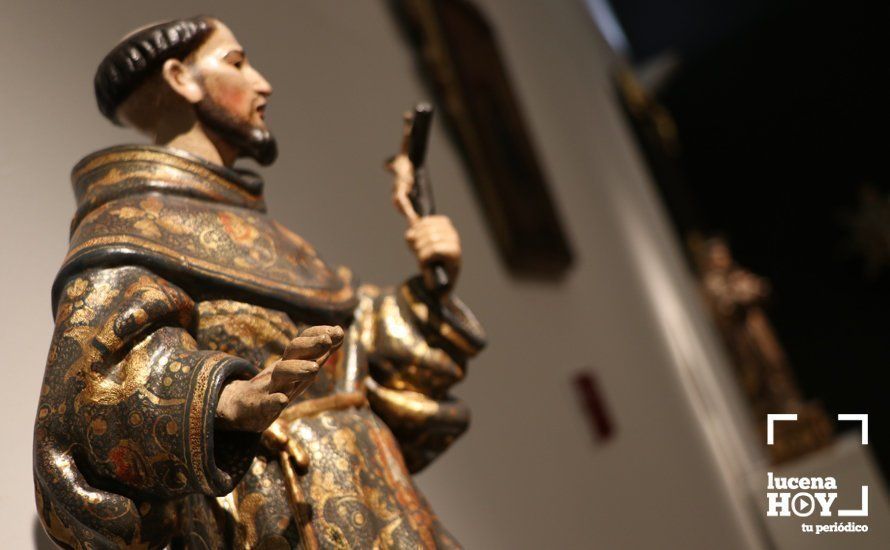 GALERÍA: Una muestra recoge el rico patrimonio de la cofradía de la Aurora en el Palacio de los Condes de Santa Ana GALERÍA: Una muestra recoge el rico patrimonio de la cofradía de la Aurora en el Palacio de los Condes de Santa Ana