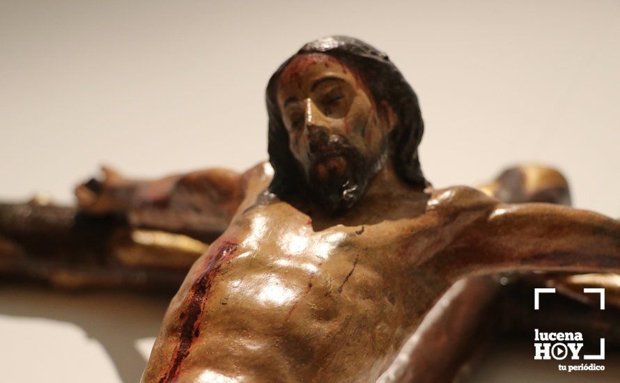 GALERÍA: Una muestra recoge el rico patrimonio de la cofradía de la Aurora en el Palacio de los Condes de Santa Ana GALERÍA: Una muestra recoge el rico patrimonio de la cofradía de la Aurora en el Palacio de los Condes de Santa Ana