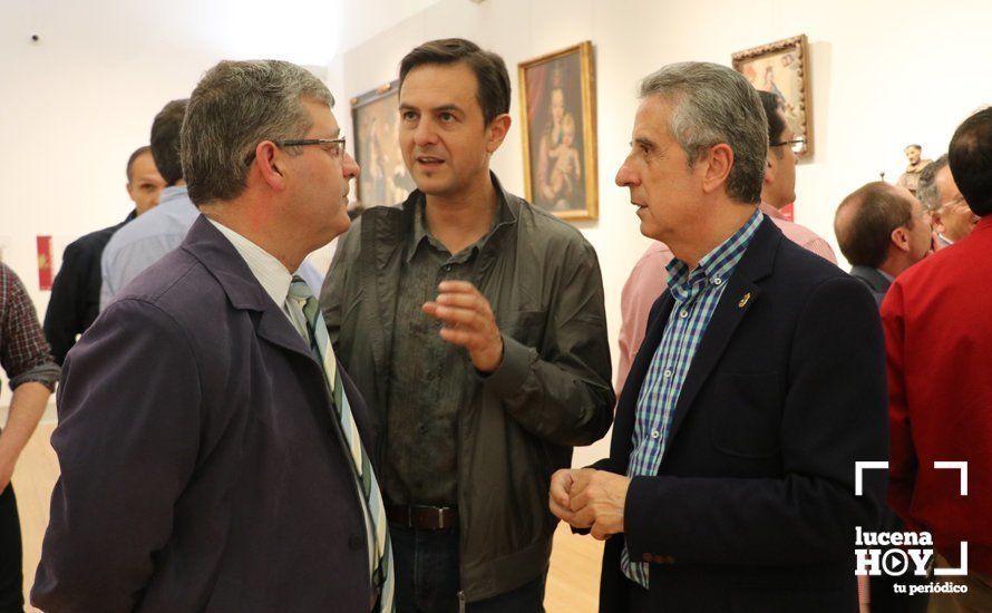 GALERÍA: Una muestra recoge el rico patrimonio de la cofradía de la Aurora en el Palacio de los Condes de Santa Ana GALERÍA: Una muestra recoge el rico patrimonio de la cofradía de la Aurora en el Palacio de los Condes de Santa Ana
