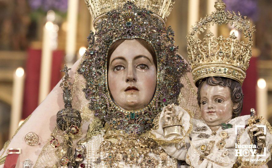 GALERÍA: Multitudinaria participación en el Solemne Besamanos de la Virgen de Araceli en la parroquia de San Mateo