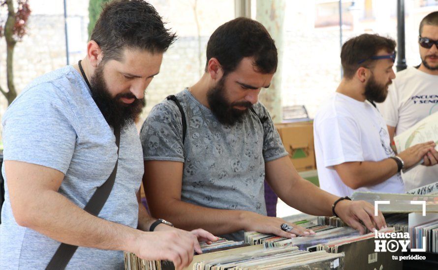 GALERÍA: La Feria del Disco de Lucena en fotos