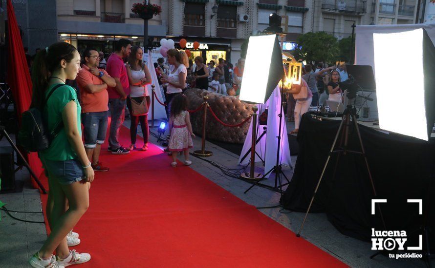 GALERÍA: Música y descuentos, protagonistas de una nueva edición de la "Noche mágica" del comercio local GALERÍA: Música y descuentos, protagonistas de una nueva edición de la "Noche mágica" del comercio local