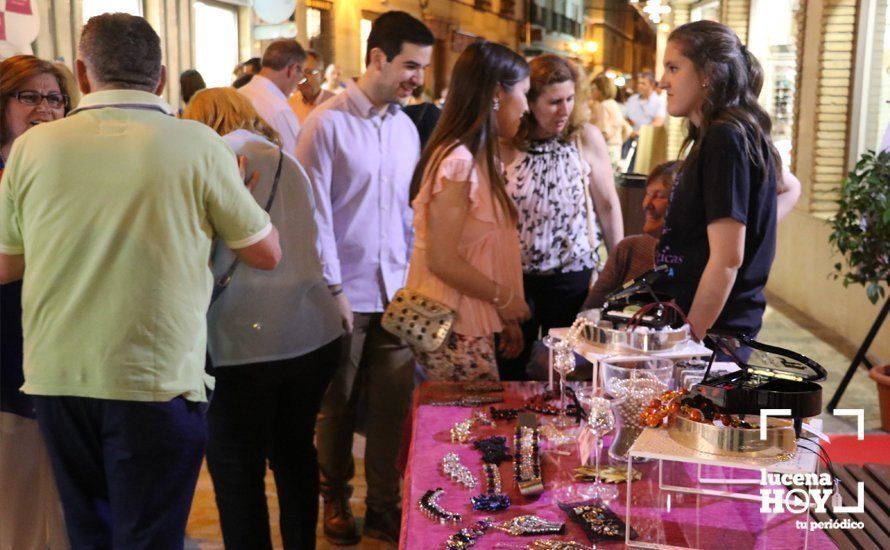 GALERÍA: Música y descuentos, protagonistas de una nueva edición de la "Noche mágica" del comercio local GALERÍA: Música y descuentos, protagonistas de una nueva edición de la "Noche mágica" del comercio local