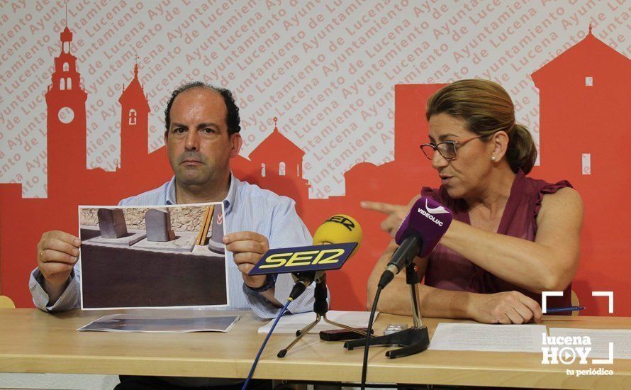  Paco Huertas y Charo Valverde durante la rueda de prensa ofrecida hoy 