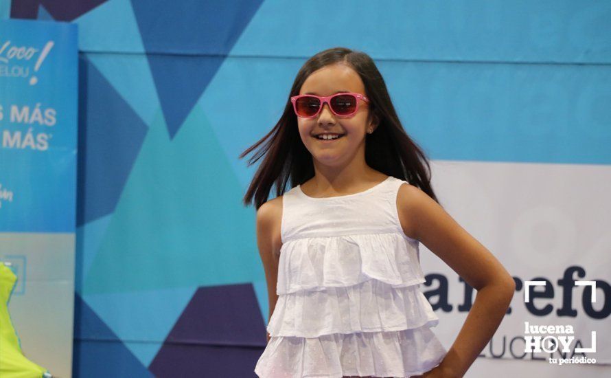 GALERÍA: Carrefour Lucena presenta su colección para la temporada estival en un simpático desfile de modelos GALERÍA: Carrefour Lucena presenta su colección para la temporada estival en un simpático desfile de modelos