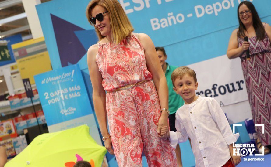 GALERÍA: Carrefour Lucena presenta su colección para la temporada estival en un simpático desfile de modelos GALERÍA: Carrefour Lucena presenta su colección para la temporada estival en un simpático desfile de modelos