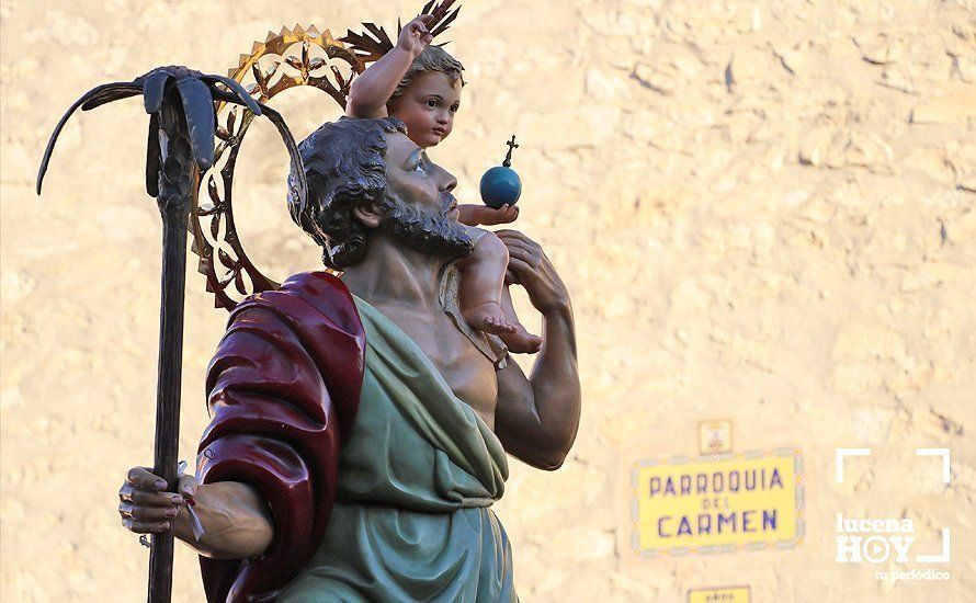 GALERÍA: San Cristóbal abre los desfiles procesionales del verano lucentino GALERÍA: San Cristóbal abre los desfiles procesionales del verano lucentino