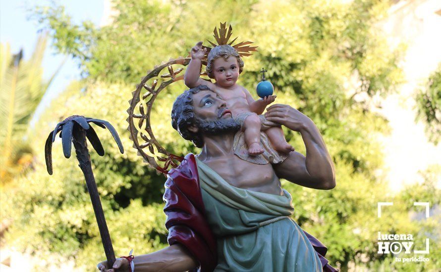 GALERÍA: San Cristóbal abre los desfiles procesionales del verano lucentino GALERÍA: San Cristóbal abre los desfiles procesionales del verano lucentino