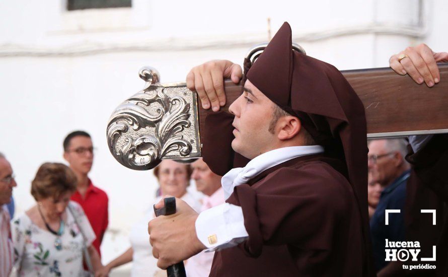 GALERÍA: La procesión de la Virgen del Carmen desafía al calor y modifica parte de su recorrido