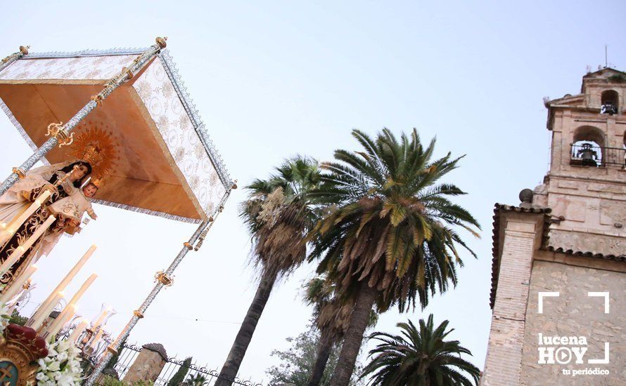 GALERÍA: La procesión de la Virgen del Carmen desafía al calor y modifica parte de su recorrido