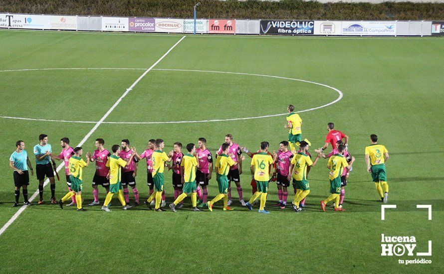  Inicio del partido entre el Ciudad de Lucena y el Montilla CF. 