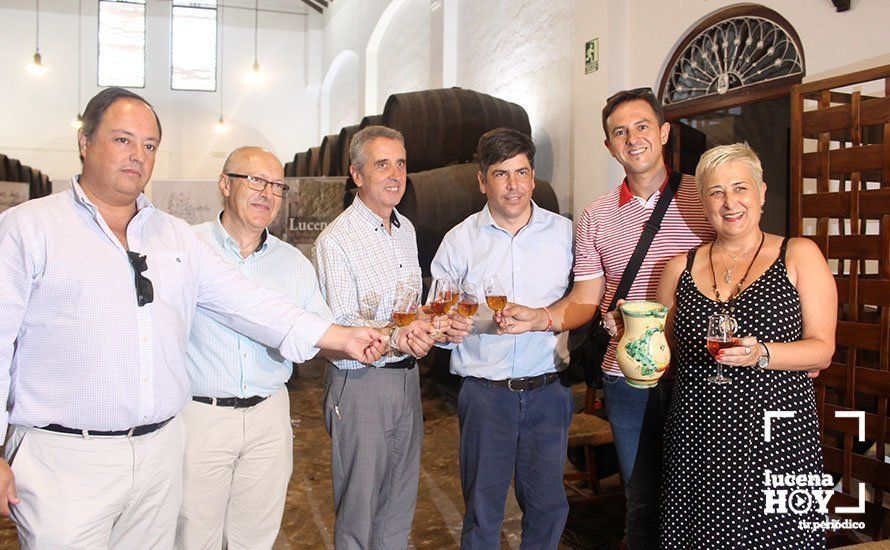  Enrique Garrido, Lucas Gómez, Juan Pérez,  Rafael Llamas y Manuel Lara durante la presentación del programa de actividades. 