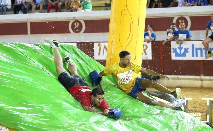 GALERÍA: "Los Pocachones" se proclaman ganadores del Gran Prix, que volvió a llenar la Plaza de Toros a beneficio de San Pedro Mártir GALERÍA: "Los Pocachones" se proclaman ganadores del Gran Prix, que volvió a llenar la Plaza de Toros a beneficio de San Pedro Mártir