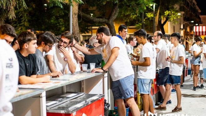 Cata de la Cerveza organizada por la Cofradía del Huerto. Archivo