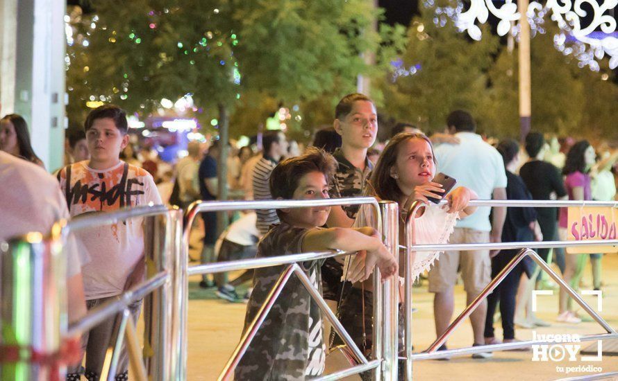 GALERÍA: ¿Nos vamos a la feria?. Un paseo nocturno y lleno de color por la Feria del Valle