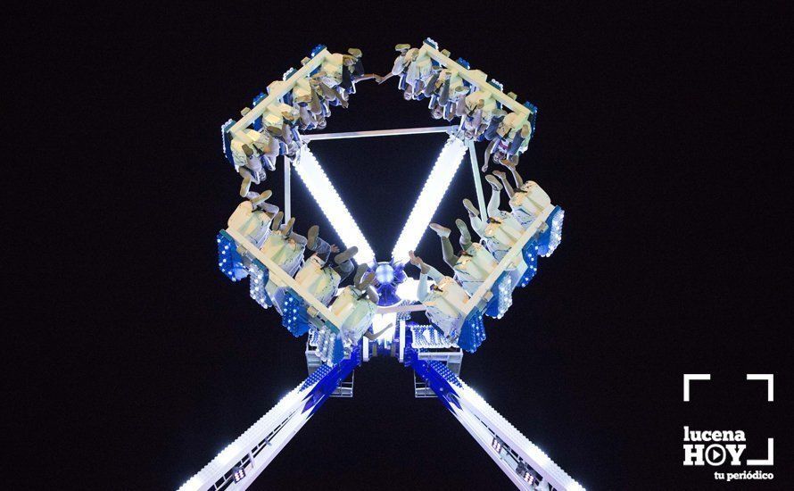 GALERÍA: ¿Nos vamos a la feria?. Un paseo nocturno y lleno de color por la Feria del Valle GALERÍA: ¿Nos vamos a la feria?. Un paseo nocturno y lleno de color por la Feria del Valle