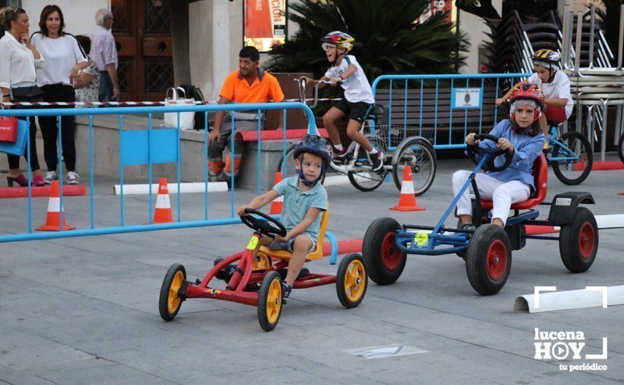  Varios niños participantes en esta actividad, ayer en la Plaza Nueva 