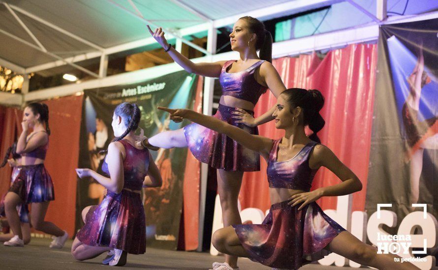 GALERÍA: La gala solidaria 'Lucena Baila' reúne a bailarines de una veintena de localidades andaluzas a beneficio del club de ocio de Amara GALERÍA: La gala solidaria 'Lucena Baila' reúne a bailarines de una veintena de localidades andaluzas a beneficio del club de ocio de Amara