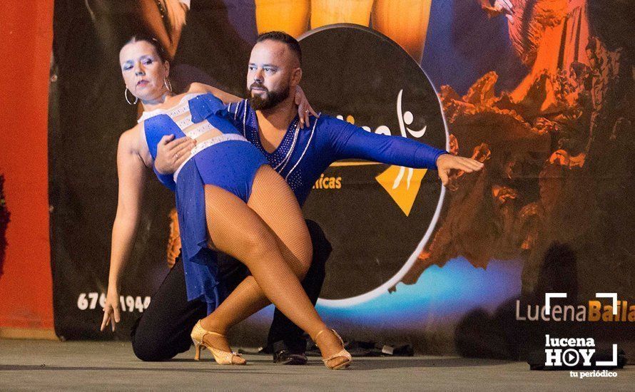 GALERÍA: La gala solidaria 'Lucena Baila' reúne a bailarines de una veintena de localidades andaluzas a beneficio del club de ocio de Amara