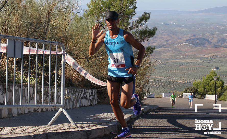 GALERÍA: I Carrera de Subida al Santuario de la Virgen de Araceli tiñe la sierra de azul