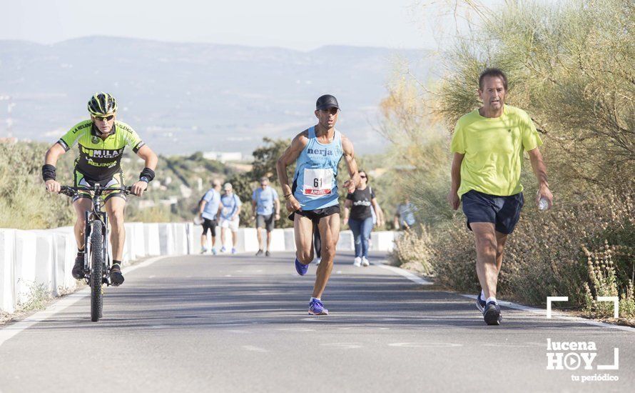 GALERÍA: I Carrera de Subida al Santuario de la Virgen de Araceli tiñe la sierra de azul