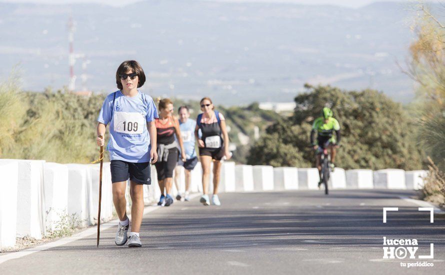 GALERÍA: I Carrera de Subida al Santuario de la Virgen de Araceli tiñe la sierra de azul