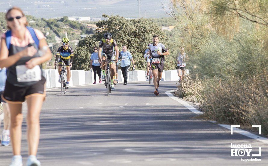 GALERÍA: I Carrera de Subida al Santuario de la Virgen de Araceli tiñe la sierra de azul