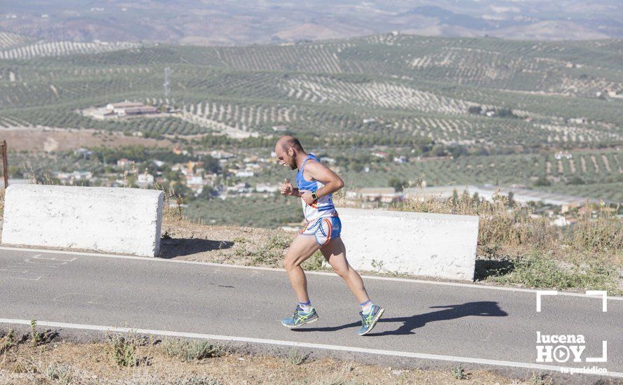 GALERÍA: I Carrera de Subida al Santuario de la Virgen de Araceli tiñe la sierra de azul