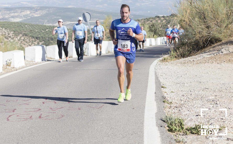 GALERÍA: I Carrera de Subida al Santuario de la Virgen de Araceli tiñe la sierra de azul